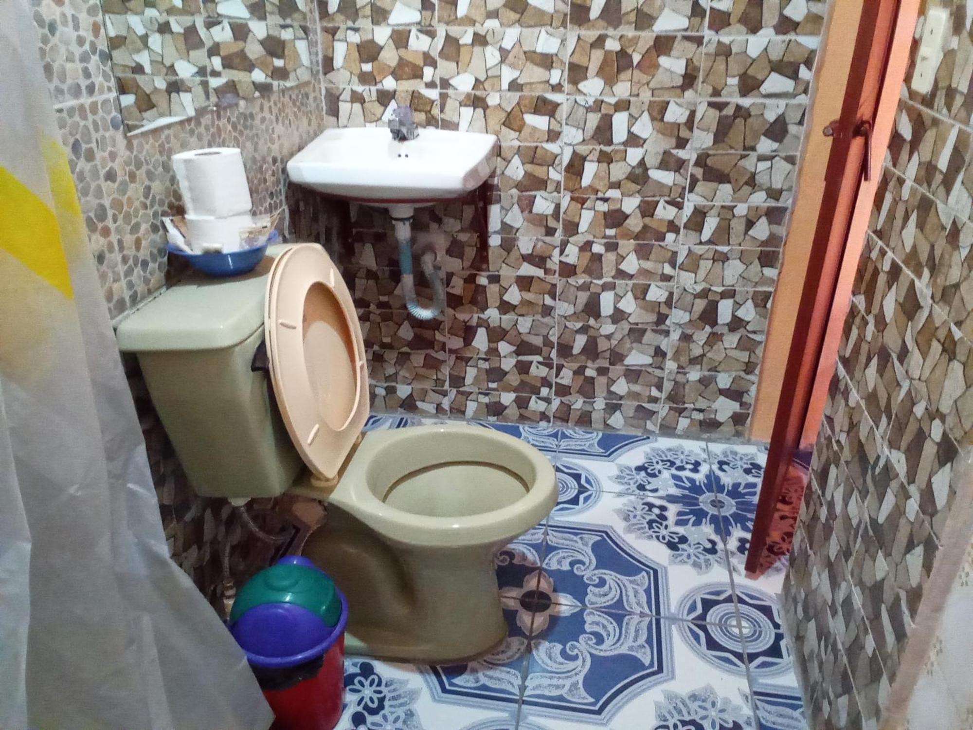 Hospedaje Santo Domingo Panajachel Εξωτερικό φωτογραφία